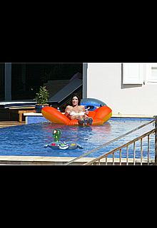 Stephanie Seymour titslip in bikini in a pool Stephanie Seymour titslip in bikini in a pool
