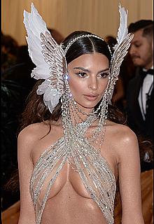 Emily Ratajkowski in see through top at 2019 Met Gala Emily Ratajkowski in see through top at 2019 Met Gala