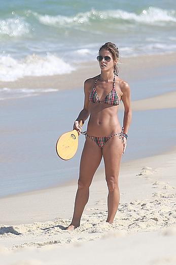 Fernanda de Freitas seen playing racquetball in bikini on the beach of Barra da Tijuca