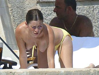 Anna Friel Nudes