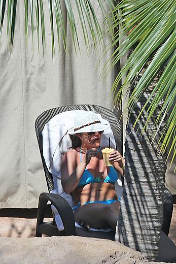 Britney Spears in blue bikini in Hawaii