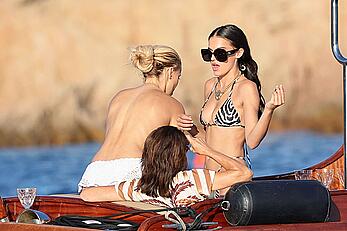 Brooks Nader goes topless in front of her parents while on holiday in Sardinia - August 09, 2026