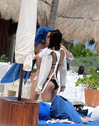 Cara Delevingne topless and Michelle Rodriguez in bikini on a Beach in Mexico