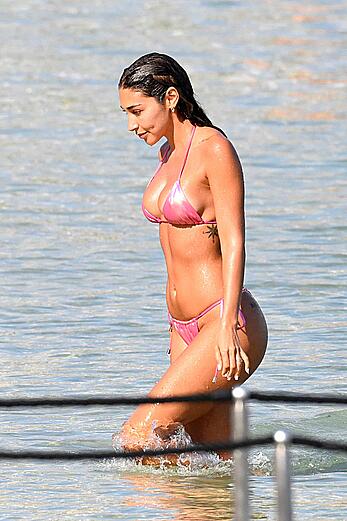 Chantel Jeffries in tiny pink bikini hits the beach in Mykonos - August 14, 2026