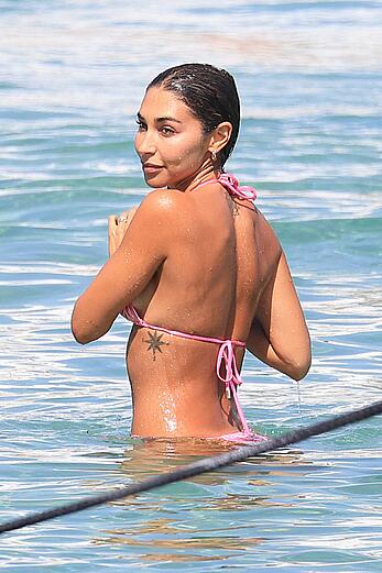 Chantel Jeffries in tiny pink bikini hits the beach in Mykonos - August 14, 2026
