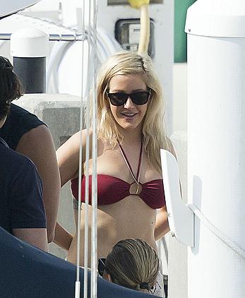 Ellie Goulding in bikini on a yacht in Miami