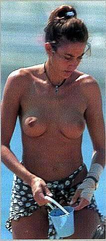 Elsa Anka caugt topless on a beach, shows her nude boobs and ass