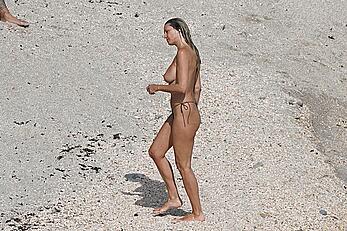 Heidi Klum topless at beach Getaway in St. Barts