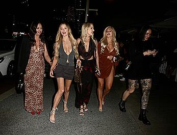 Jessika Power celebrates her 33rd birthday at Broadbeach with her girl pals in Gold Coast