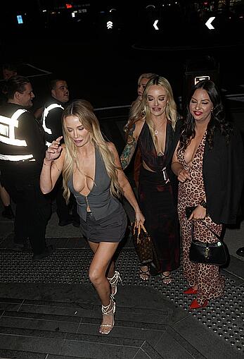 Jessika Power celebrates her 33rd birthday at Broadbeach with her girl pals in Gold Coast