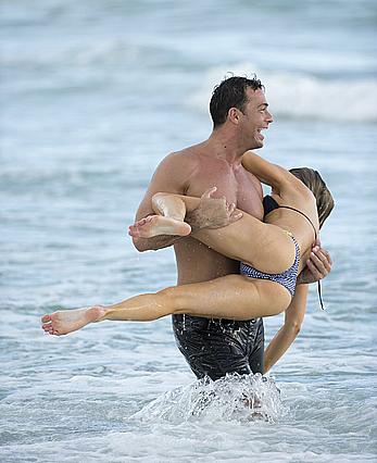 Joanna Krupa sexy in bikini on the beach