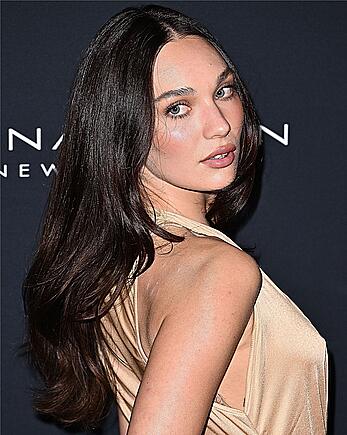 Maddie Ziegler hard nipples at Women's Wear Daily 2026 WWD Style Awards in Santa Monica - January 09, 2026