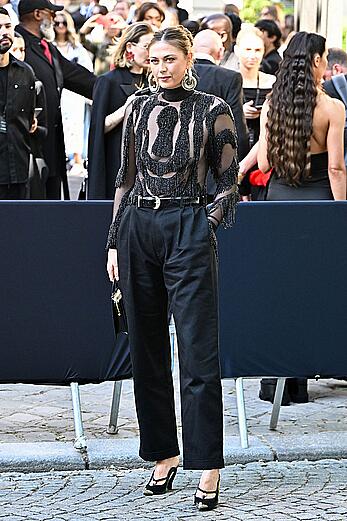 Maria Sharapova see through to tits at Schiaparelli Haute Couture fashion show in Paris