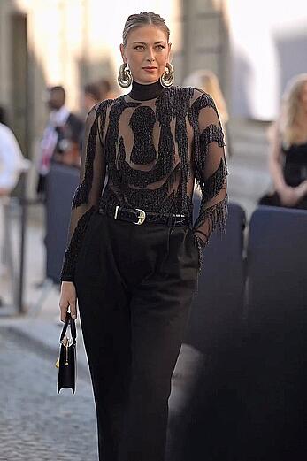 Maria Sharapova see through to tits at Schiaparelli Haute Couture fashion show in Paris