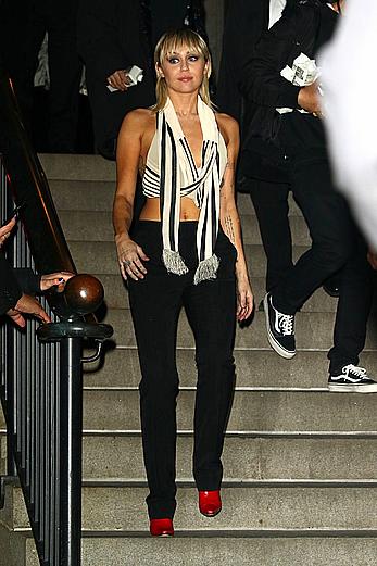 Miley Cyrus nipple slip outside the Bowery Hotel in New York