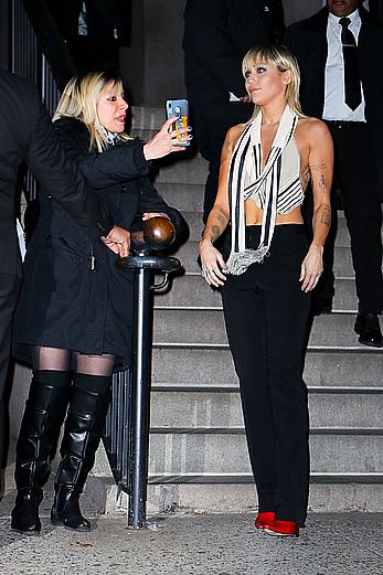 Miley Cyrus nipple slip outside the Bowery Hotel in New York