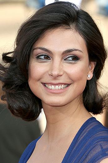 Morena Baccarin shows sexy cleavage at 20th Annual Screen Actors Guild Awards at The Shrine Auditorium in Los Angeles