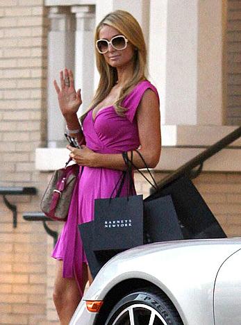 Paris Hilton stopping by Barneys New York in Beverly Hills