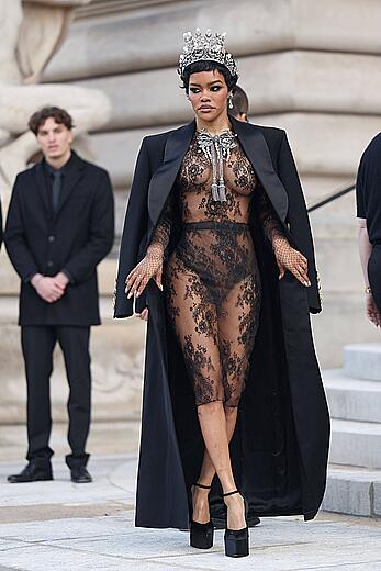 Teyana Taylor see through to tits at the Schiaparelli Haute Couture Week Spring∕Summer 2026 at Paris Fashion Week