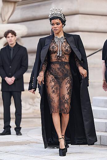 Teyana Taylor see through to tits at the Schiaparelli Haute Couture Week Spring∕Summer 2026 at Paris Fashion Week