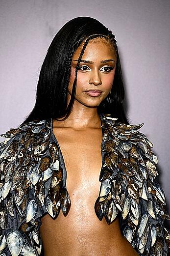 Tyla braless shows her sexy tum at the Glamour Women of the Year Awards in London