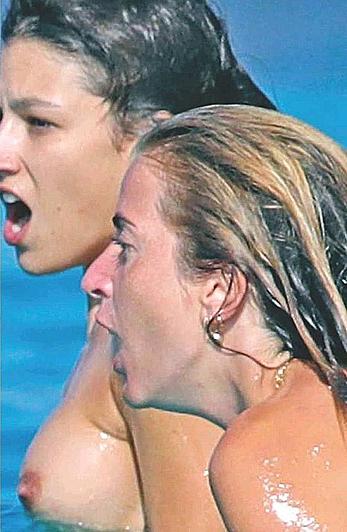 Spanish actress Ursula Corbero topless and nude paparazzi photos