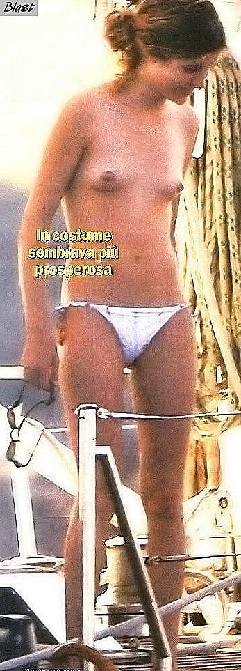 Italian actress Vittoria Puccini topless on a yacht paparazzi photos