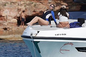 Wanda Nara tit slip in a swimsuit on the boat ride in the scenic waters of Ibiza